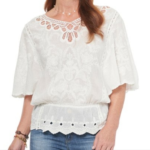 Democracy Tops - EUC DEMOCRACY FLORAL CROCHET PEPLUM TOP